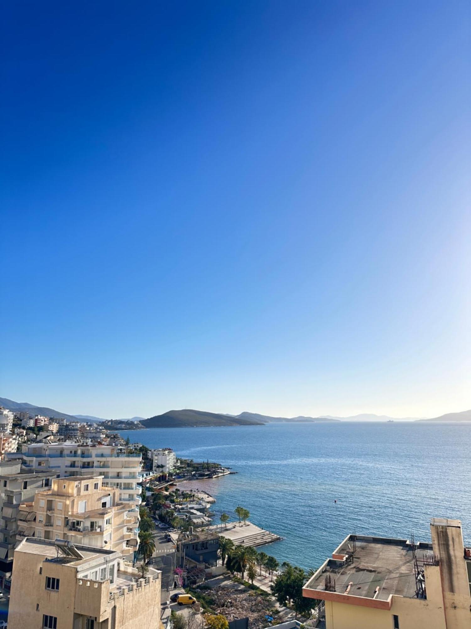 Rose Sea View Apartment Sarande Bagian luar foto
