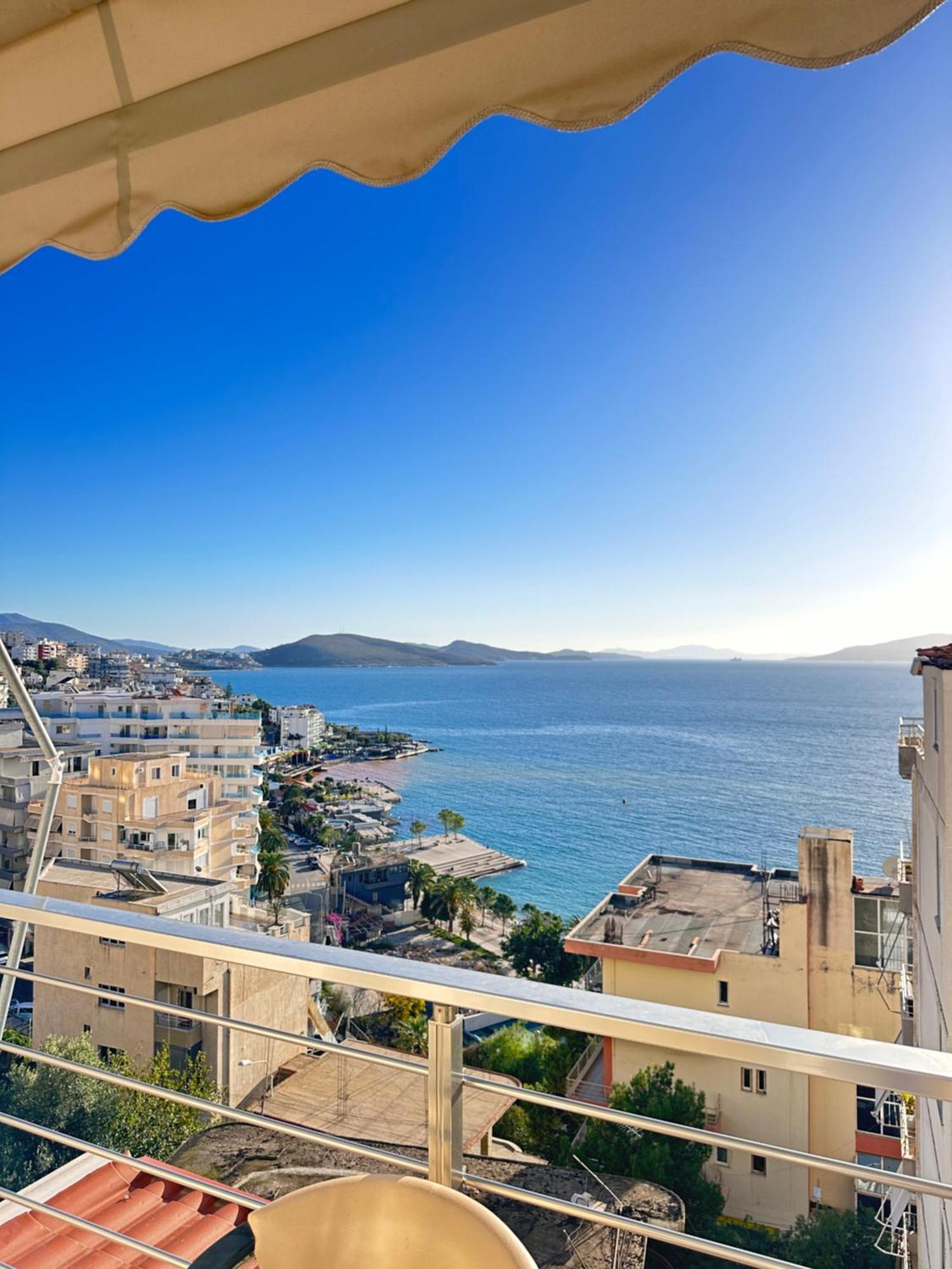 Rose Sea View Apartment Sarande Bagian luar foto